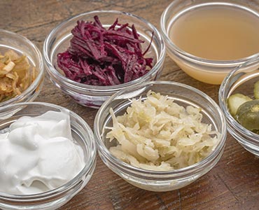 Aliments fermentés dans des bols