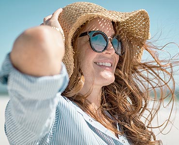 Jeune femme au soleil