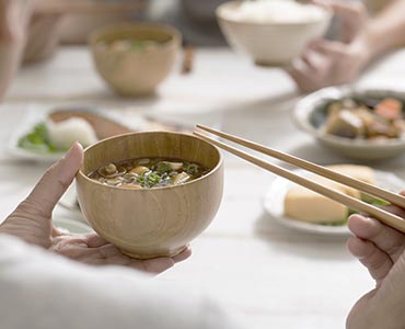 Soupe Miso, riche en probiotiques