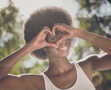 Jeune femme en pleine forme