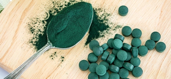 La spiruline aide-t-elle à maigrir ?